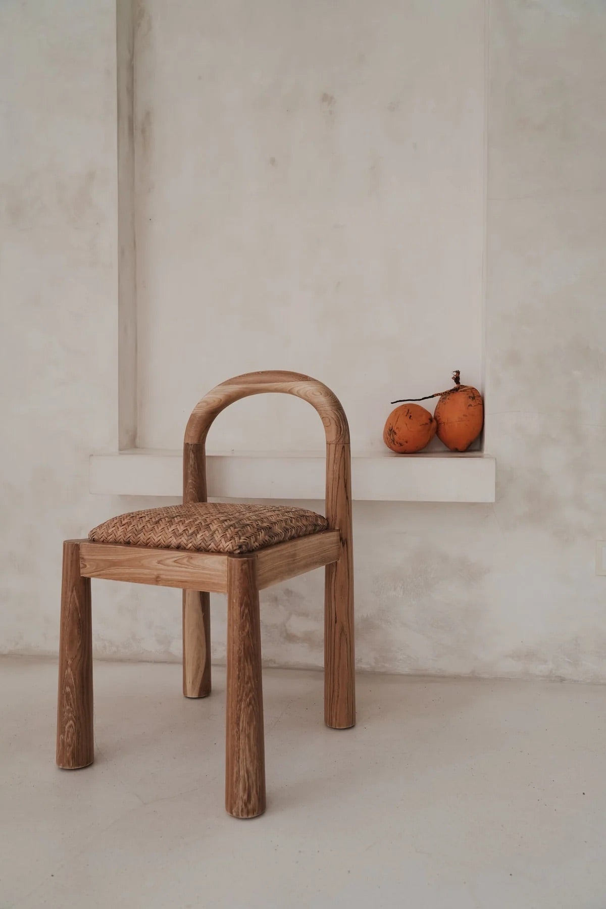 THE DESA DINING CHAIR