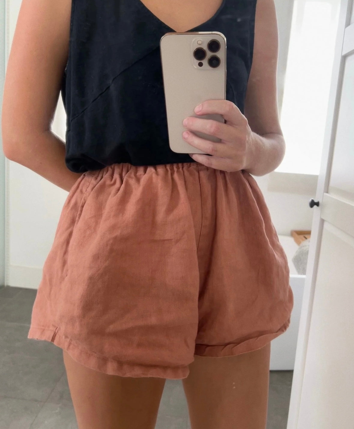 100% Linen high waisted shorts