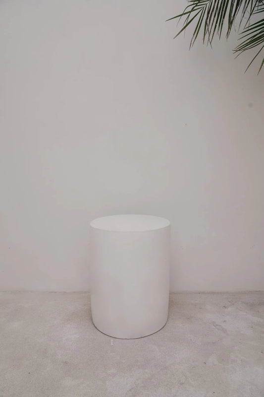 THE COLUMN SIDE TABLE